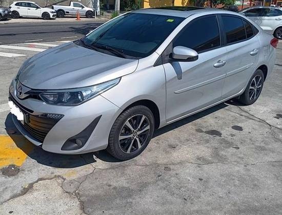 TOYOTA YARIS 1.5 16V FLEX SEDAN XLS CONNECT MULTIDRIVE TOYOTA YARIS 1.5 16V FLEX SEDAN XLS CONNECT MULTIDRIVE
